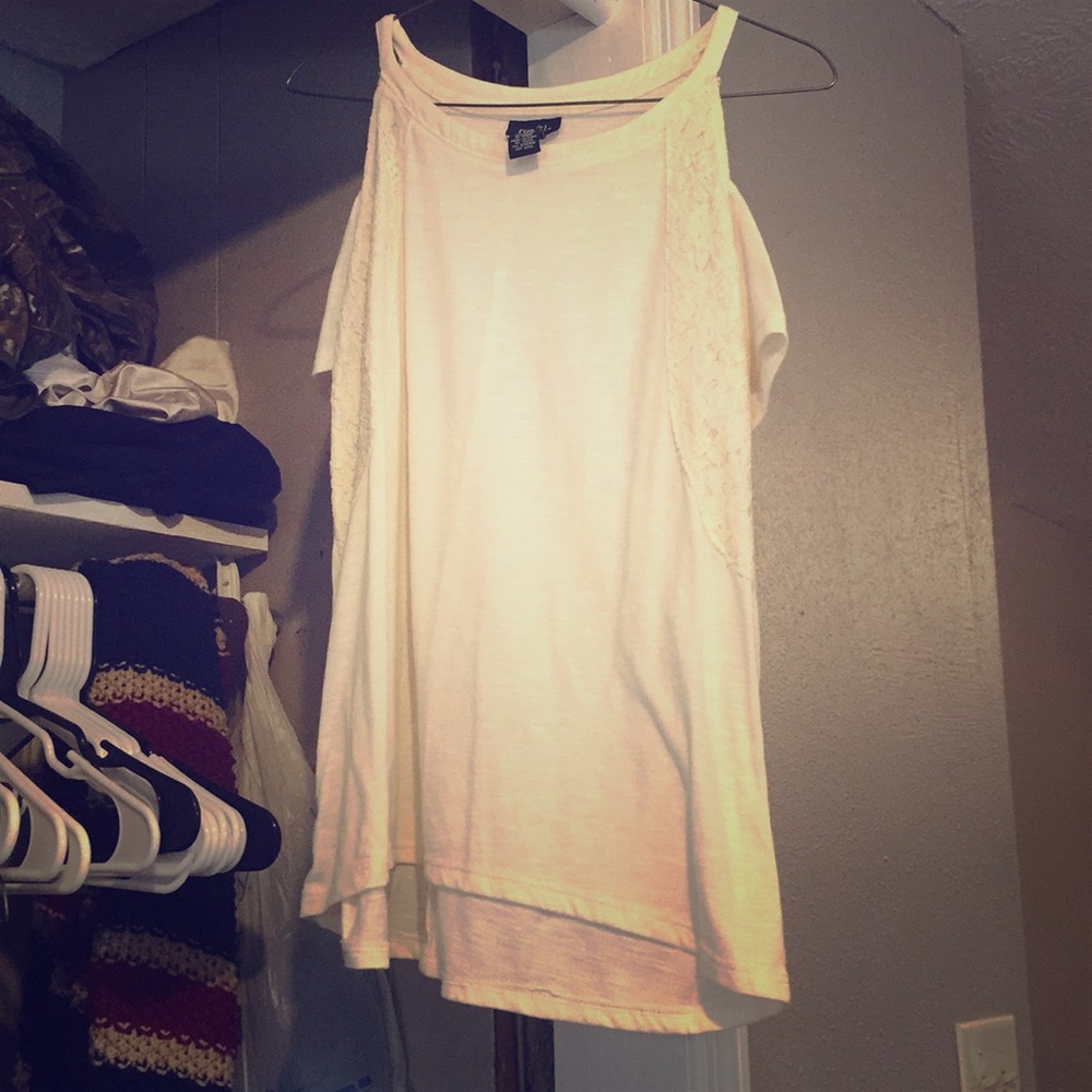 To show off your shoulders tank